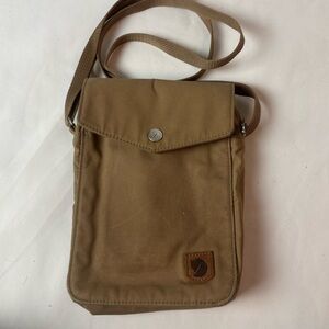Fjallraven Greenland Pocket Bag G-1000 Khaki Dust Crossbody Bag Travel